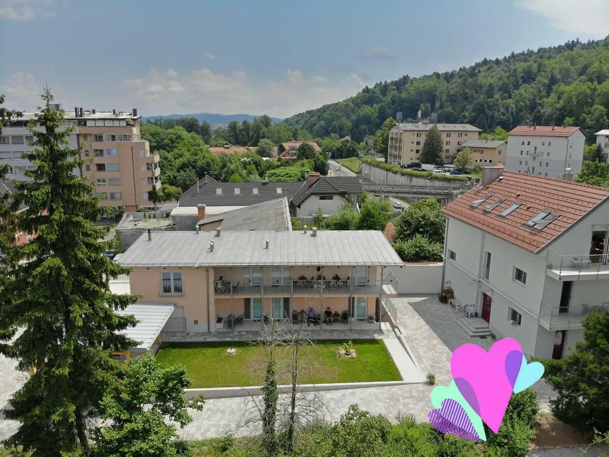 Accommodation Baron Любляна Гостевой дом